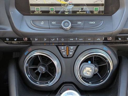 Used 2016 Chevrolet Camaro LT image 15