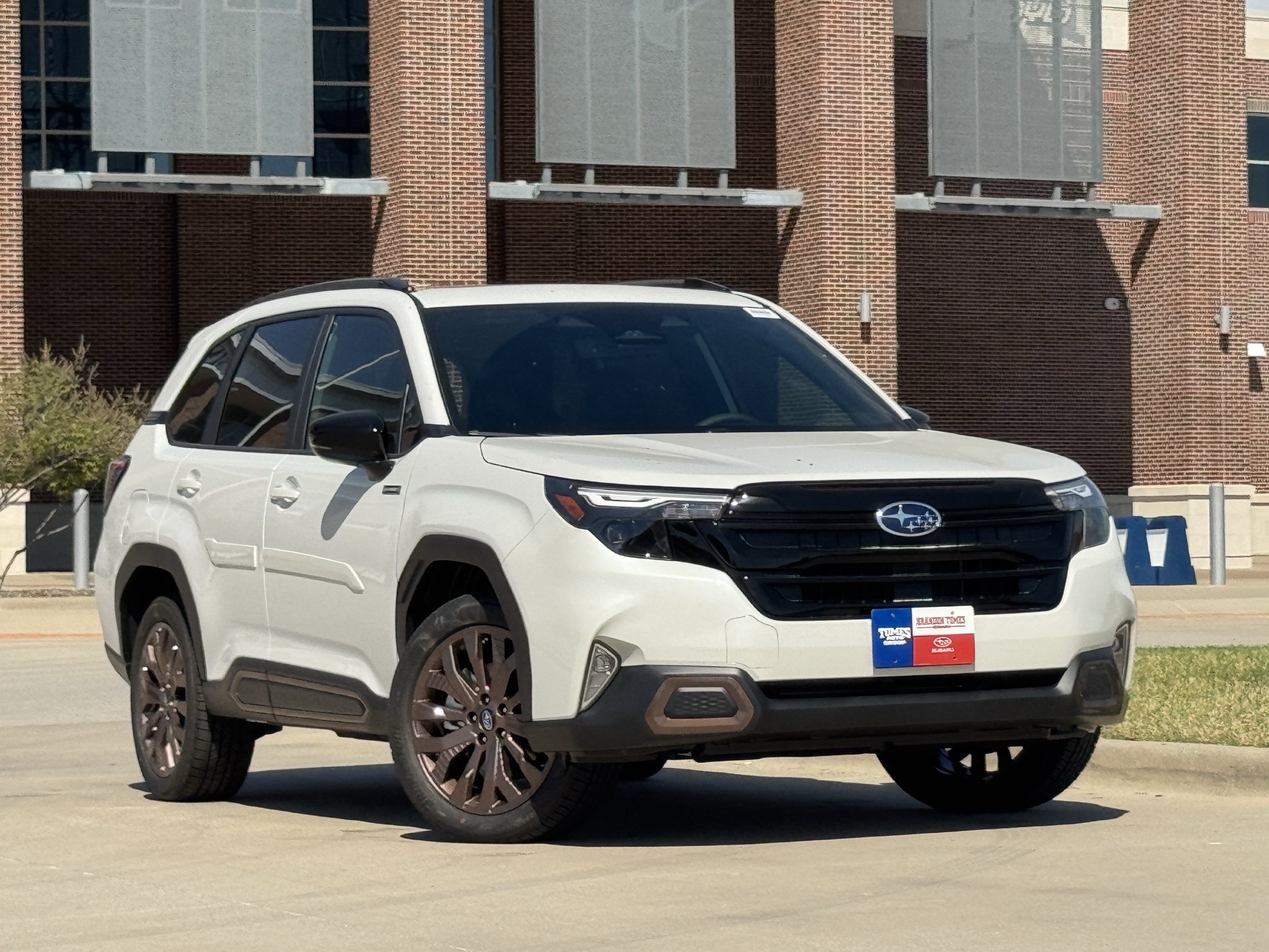 New 2026 Subaru Forester Touring AWD/4WD image 2