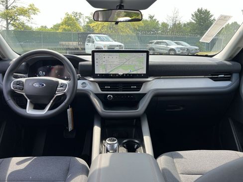 New 2026 Ford Explorer Active AWD/4WD image 23