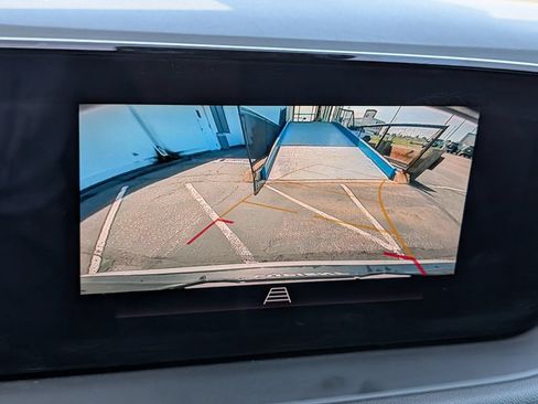 Used 2025 Buick Encore GX Preferred FWD image 25