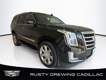 Used 2017 Cadillac Escalade Luxury