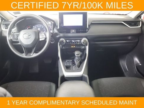 Used 2024 Toyota RAV4 XLE AWD/4WD image 16