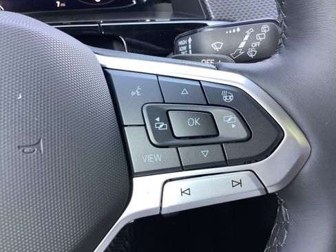 New 2026 Volkswagen Atlas Cross Sport SEL R-Line image 25