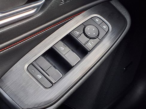 New 2026 Nissan Sentra SR image 23