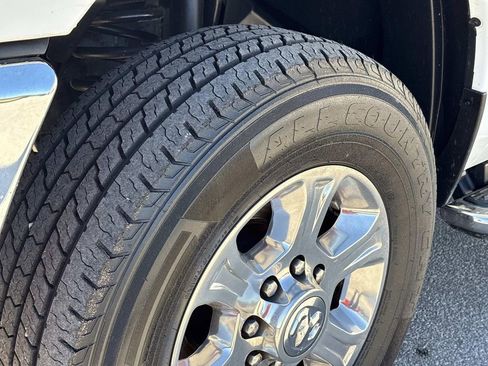 Used 2024 RAM 2500 Big Horn image 9