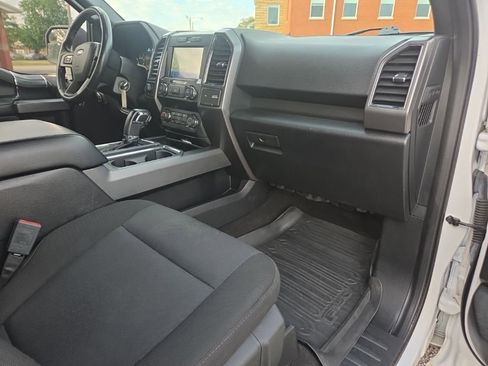 Used 2020 Ford F150 XLT w/ Equipment Group 302A Luxury AWD/4WD image 21