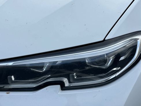 Used 2020 BMW 330i Sedan w/ Convenience Package image 10