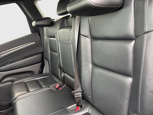 Used 2018 Jeep Grand Cherokee Limited AWD/4WD image 15