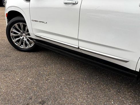 Used 2023 GMC Yukon Denali image 62