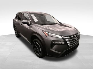 Used 2024 Nissan Rogue SV FWD video 2