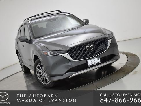 New 2025 MAZDA CX-5 Signature image 2