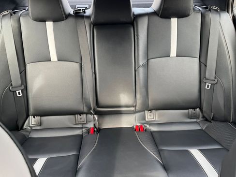 Used 2025 Toyota Camry SE image 34