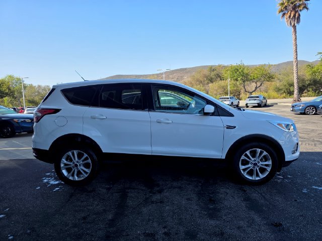 Used 2017 Ford Escape SE FWD image 7