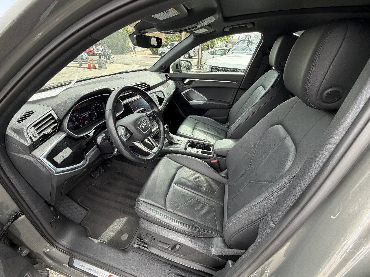 Used 2020 Audi Q3 2.0T Premium Plus w/ Premium Plus Package AWD/4WD image 11