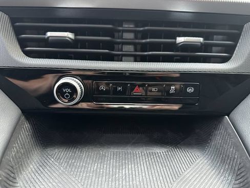 Certified 2025 Ford Explorer ST-Line AWD/4WD image 24