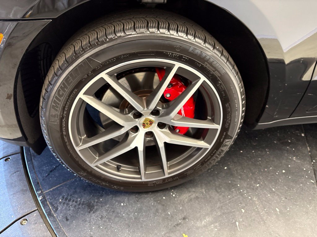Certified 2023 Porsche Macan S AWD/4WD image 14