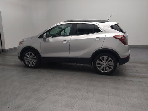 Used 2019 Buick Encore Preferred image 3