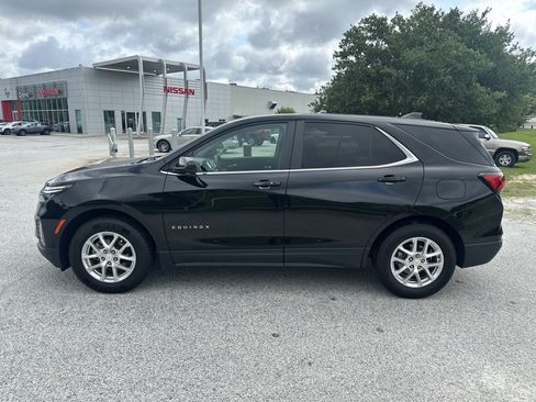 Used 2024 Chevrolet Equinox LT FWD image 8
