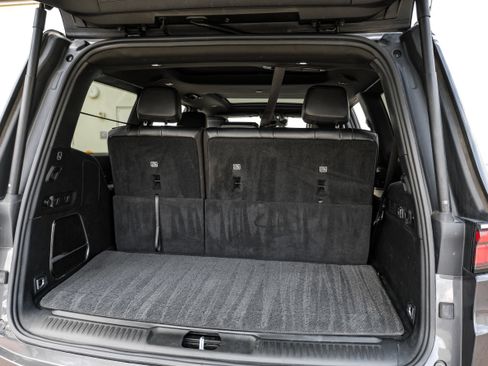 Used 2022 Jeep Wagoneer Series II w/ Premium Group I RWD image 47