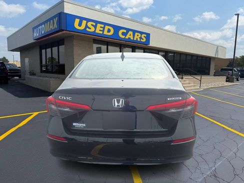 Certified 2024 Honda Civic Touring image 6