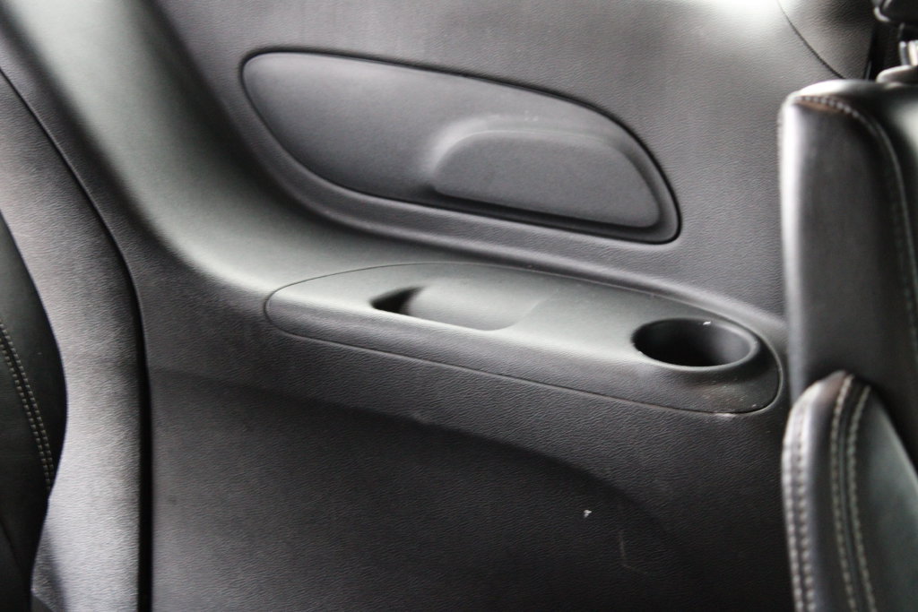 Used 2025 Chrysler Pacifica Select FWD image 32