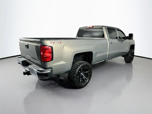 Used 2017 Chevrolet Silverado 2500 LT w/ LT Convenience Package AWD/4WD image 7