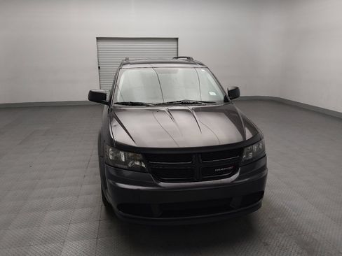 Used 2018 Dodge Journey SE w/ Popular Equipment Group FWD image 14