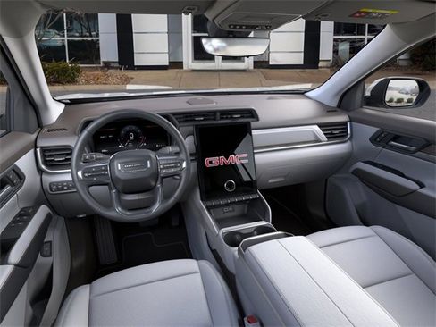 New 2026 GMC Terrain Denali w/ LPO, Hit The Road Package image 15