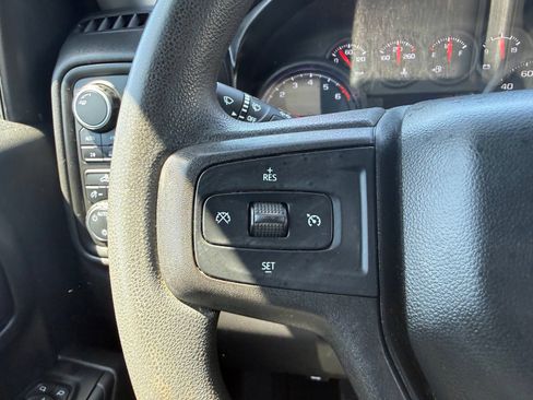 Used 2021 Chevrolet Silverado 1500 Custom AWD/4WD image 19
