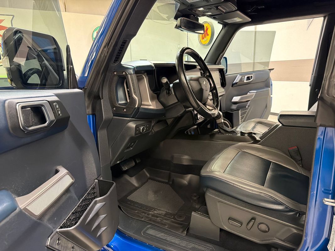 Used 2021 Ford Bronco First Edition AWD/4WD image 26