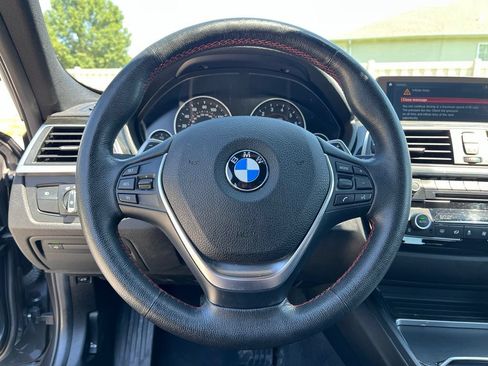 Used 2018 BMW 330i xDrive Sedan w/ Convenience Package AWD/4WD image 30