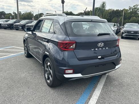 New 2026 Hyundai Venue SEL image 8