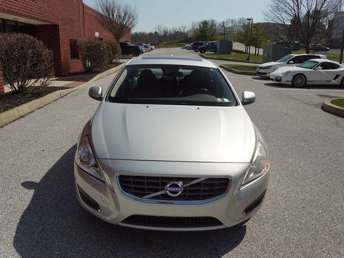 Used 2012 Volvo S60 T5 image 13