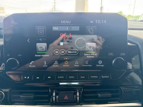 Used 2023 Nissan Pathfinder SL w/ Lighting Package (N92) AWD/4WD image 19