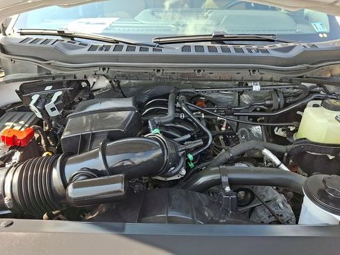 Used 2025 Ford F250 Lariat w/ Black Appearance Package AWD/4WD image 28