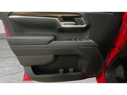 Used 2023 Chevrolet Silverado 1500 LT image 9