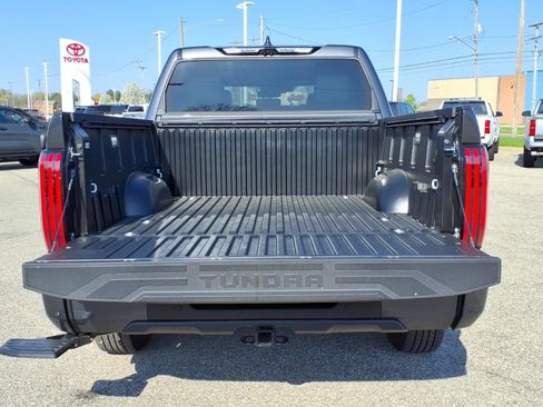 New 2026 Toyota Tundra Platinum AWD/4WD image 4