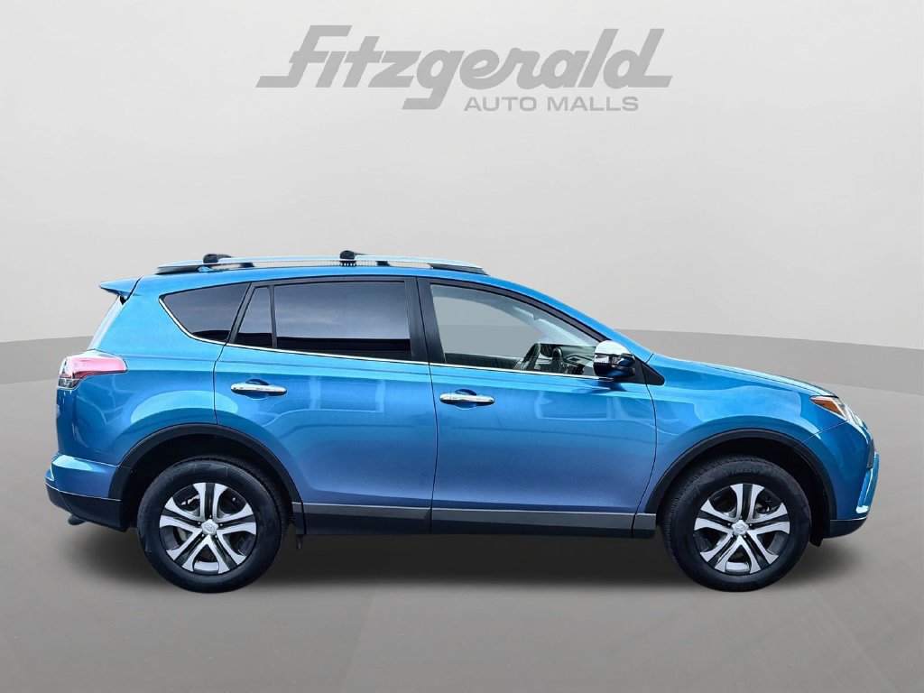 Used 2016 Toyota RAV4 LE FWD image 13