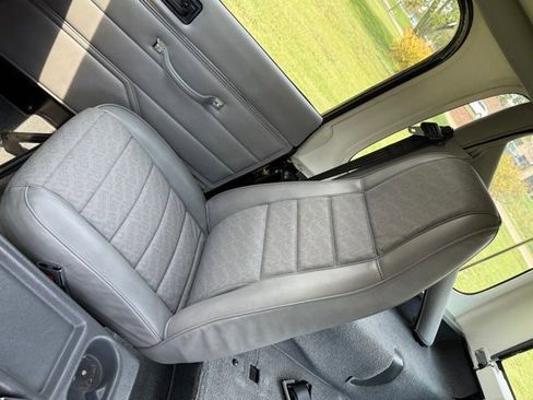 Used 1989 Jeep Wrangler 4WD image 31