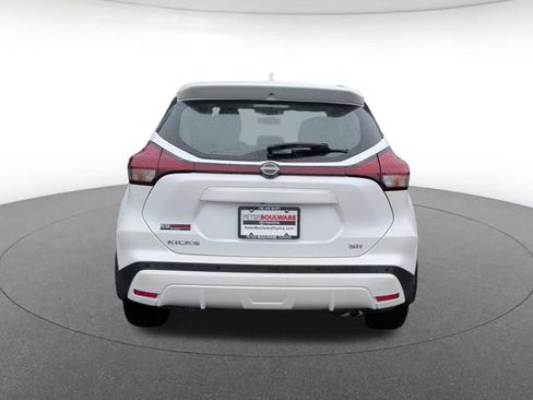 Used 2023 Nissan Kicks SR FWD image 5