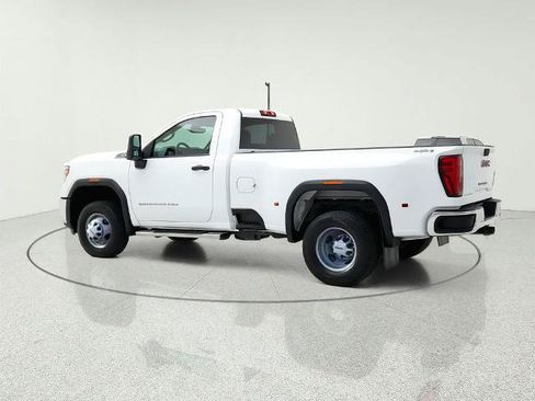Used 2024 GMC Sierra 3500 Pro AWD/4WD image 5