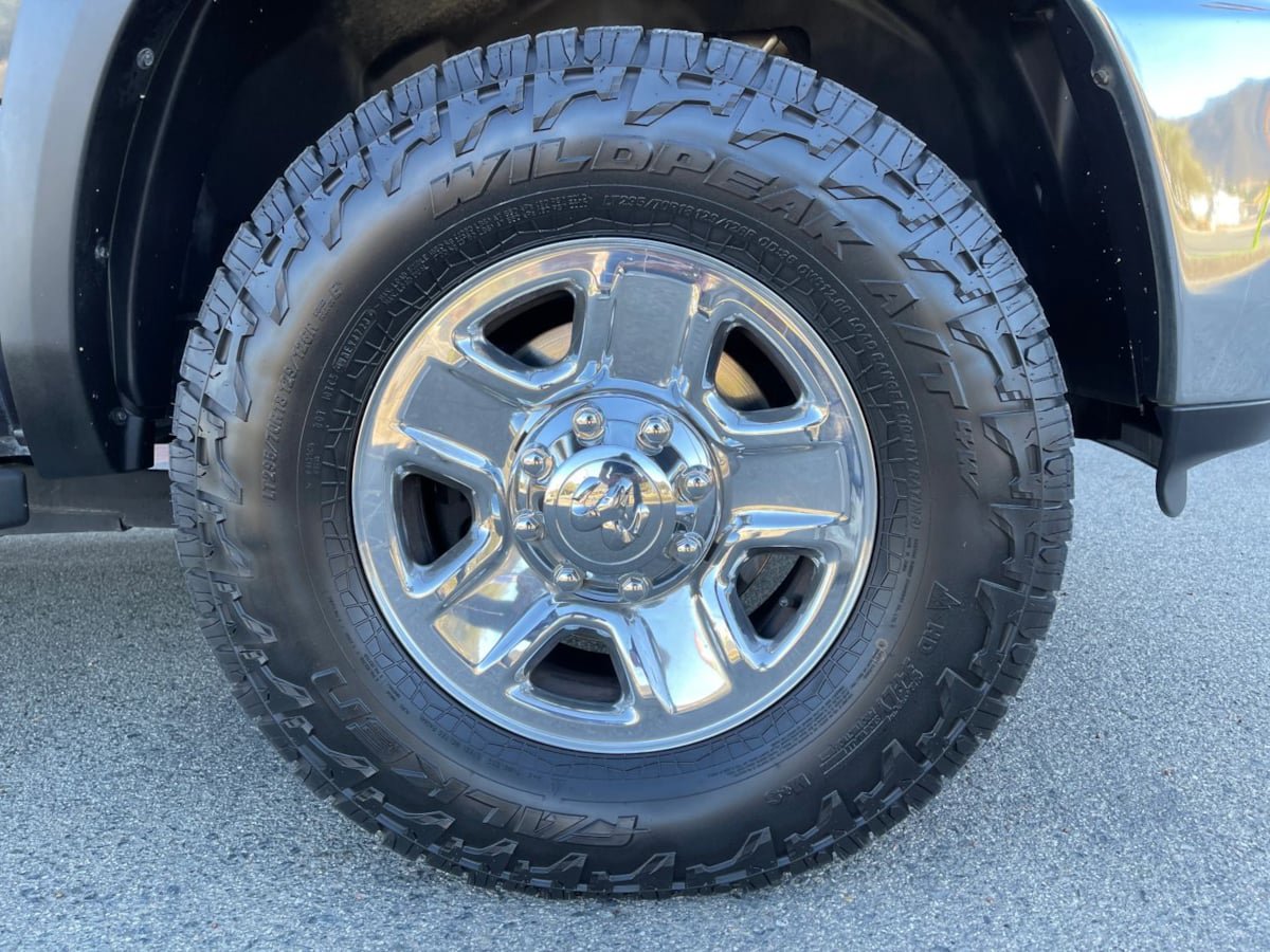 Used 2014 RAM 2500 SLT w/ Luxury Group AWD/4WD image 43