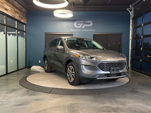Used 2022 Ford Escape SEL AWD/4WD image 1