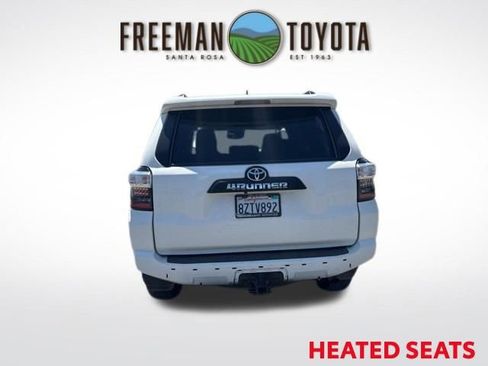 Used 2022 Toyota 4Runner TRD Off-Road Premium w/ Moonroof Package AWD/4WD image 6