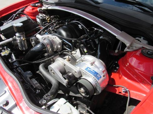 Used 2014 Chevrolet Camaro SS w/ SS Performance Package RWD image 18