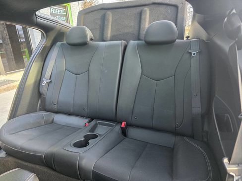 Used 2016 Hyundai Veloster Turbo image 19