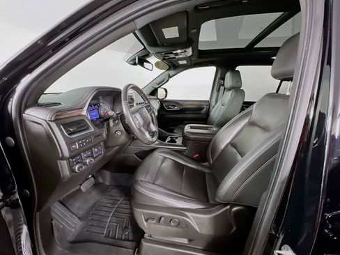 Used 2021 Chevrolet Tahoe Z71 w/ Luxury Package AWD/4WD image 22