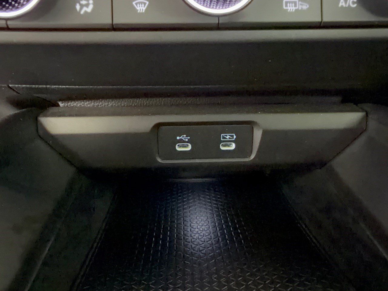 Used 2025 Honda Accord SE image 29