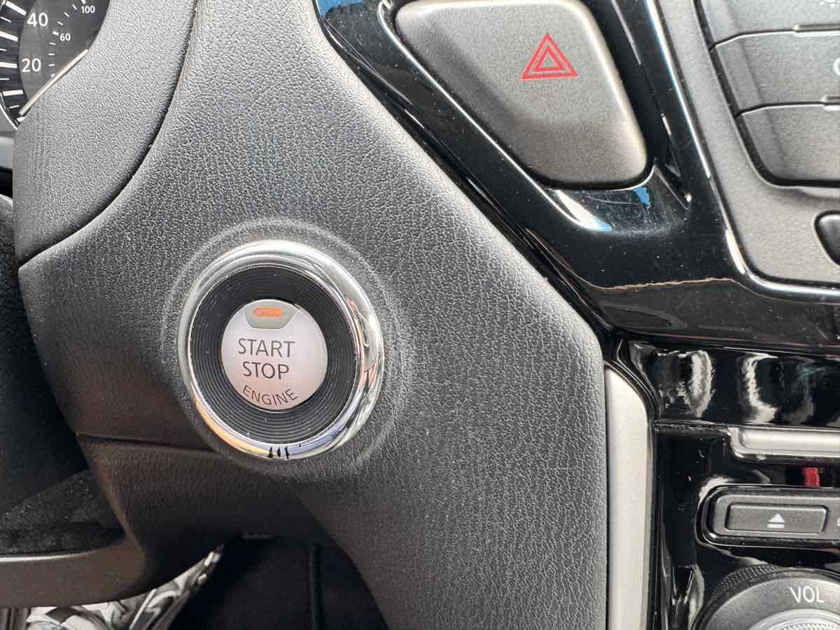 Used 2020 Nissan Pathfinder S FWD image 48