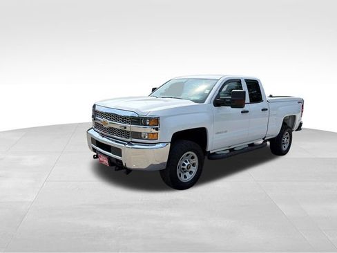 Used 2019 Chevrolet Silverado 2500 W/T AWD/4WD image 7